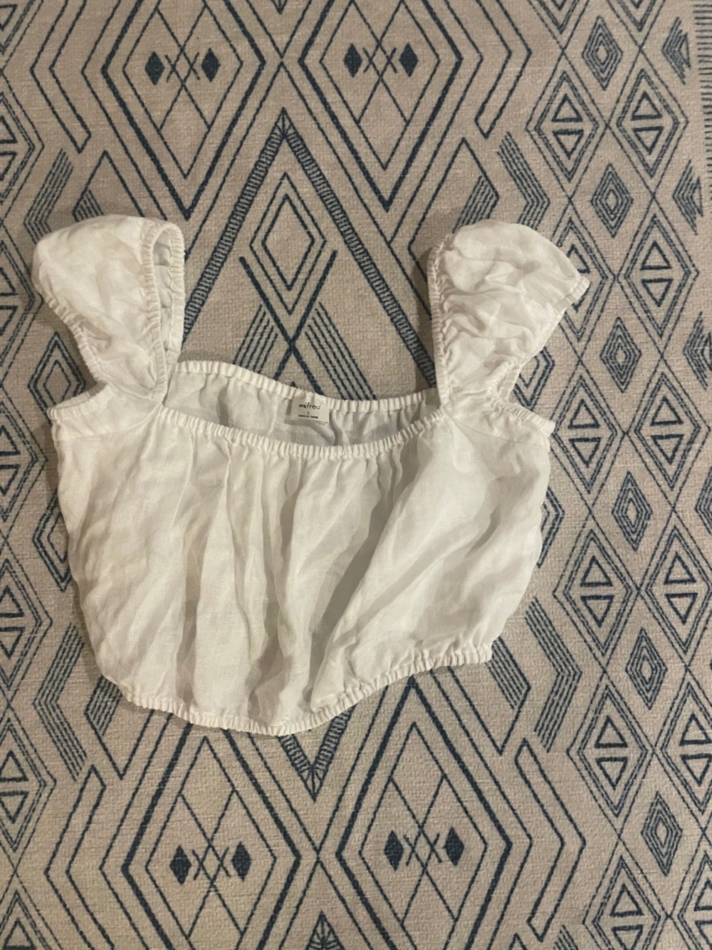 Wilfred white linen puff crop top